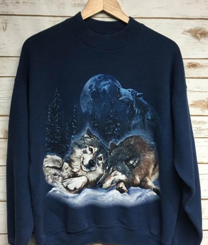 Vintage 90's Wolves crewneck sweatshirt lone wolf wolf crew neck sweatshirt animal print outdoor nature mock neck Menswear Athletic