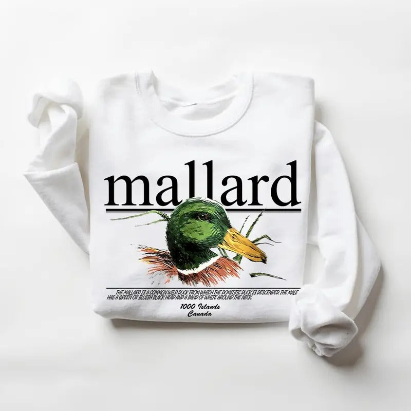 Vintage 90s Mallard Duck Wildlife Pullover Sweatshirt, T-shirts Hoodie Cotton, Unisex for men and women, Dad, Mom, Hunting Season 2025