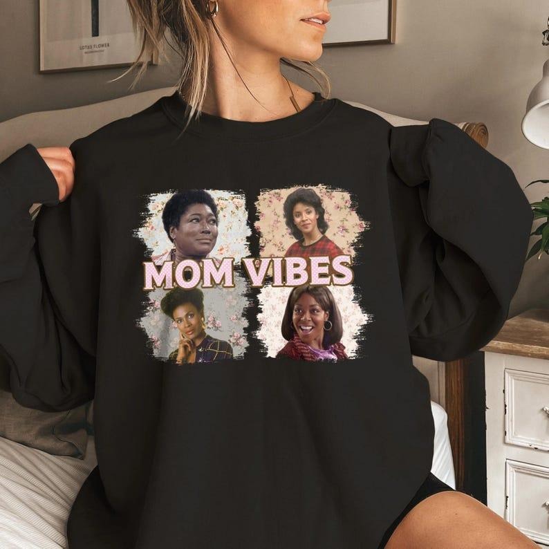 Vintage 90s Mom Vibes Sweatshirt, Retro Funny Mom Pullover, Cool Mom Gift