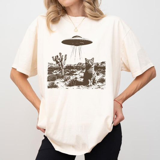 Vintage 90s UFO Cowboy Cat Shirt Comfort Colors, Funny Western Kitten T-shirt, Retro Wild West Tees, Gag Gift Meme Tops, Soft Cotton Fabric Womenswear