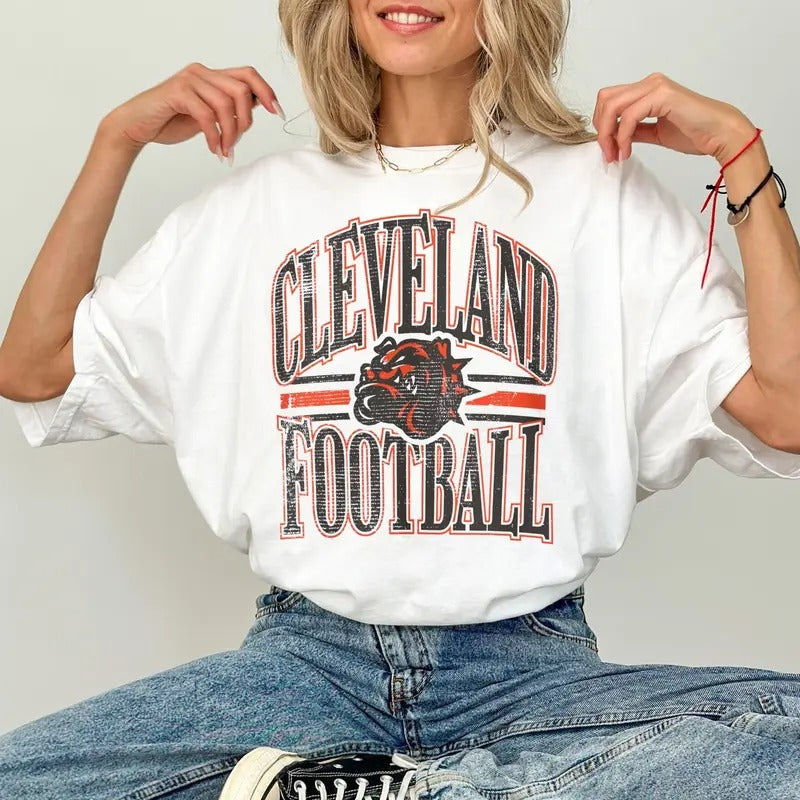 Vintage CleveIand Br0wns Football T Shirt, Game Day Apparel, Football Fans Top, CleveIand Merch, Unisex Short Sleeve Tee Shirt, Casual Clothing
