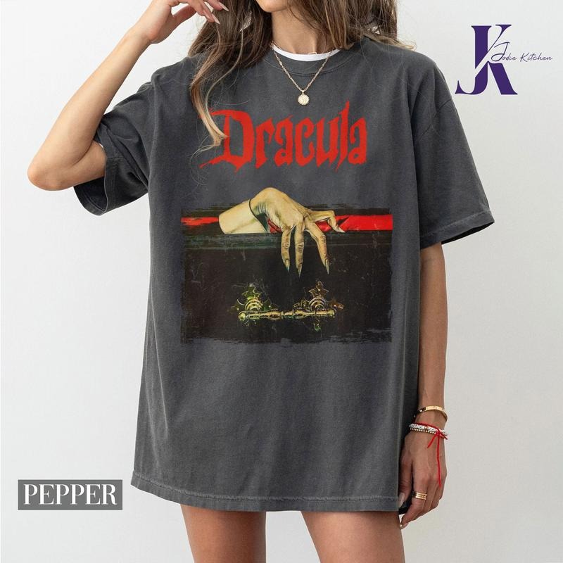 Vintage Dracula T-shirt, Horror Shirt, Halloween Gif, Scary Season, Vampire Shirt, Monster Shirt