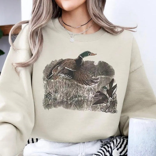 Vintage Duck Sweatshirt, Duck Sweatshirt, Retro Duck , Animal Lover, Mallard Sweater, Retro Fall Sweater, Vintage Fall, Old School Girls Camo, Hunting Crewneck Sweater