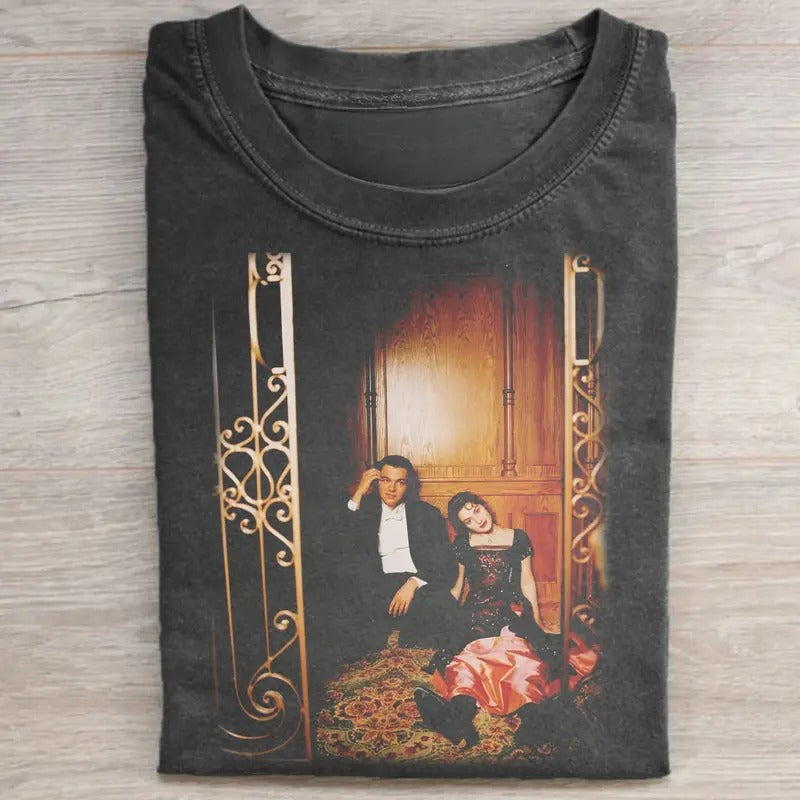 Vintage Jack Dawson and Rose Dewitt Bukater Graphic Tee - Titanic Movie Shirt - Iconic Movie Scene Shirt - Romantic Movie Shirt - Leonardo DiCaprio Menswear Top