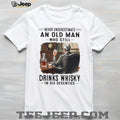 Vintage Never Underestimate An Old Man Drinks Whisky In His Seventies T Shirt