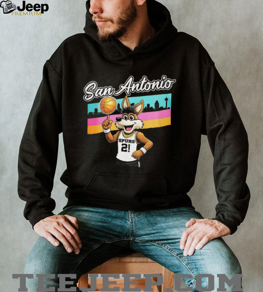 Vintage San Antonio Spurs Coyote Basketball Skyline Retro T Shirt