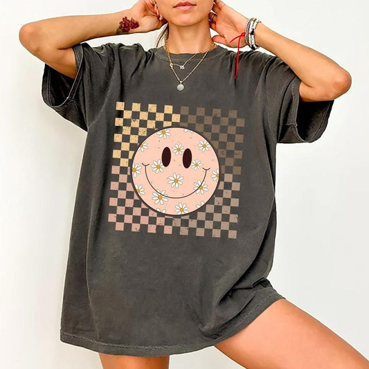Vintage Smile Face Graphic Shirt, Smiling Daisy Face T-shirt, Retro Checkered Smiling Face Tee, Boho Style Tops For...
