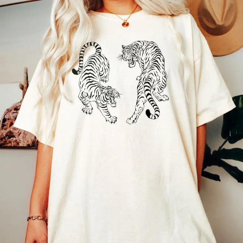Vintage Tiger Shirt Tshirt Tiger Tshirt Tiger Graphic Tee Year of the Tiger Pink Tiger Shirt Aesthetic Clothes Indie T Shirt, Vintage Tiger Shirt, Tiger Shirt