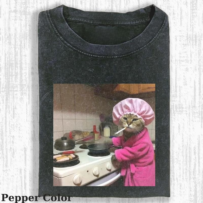 Vintage Wacky Cat T-shirt, Mom Cat Cooking T-shirt, Cute Cat Shirt, Love Cat Tshirt, Meme Cringe Funny Dumb Shirts, Unisex Shirt Menswear Womenswear Streetwear