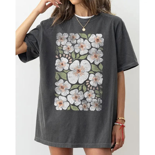 White Autumn Flowers, Botanical, Retro, Fall, Floral Shirt, Women's Comfort Color Tee, Tshirt