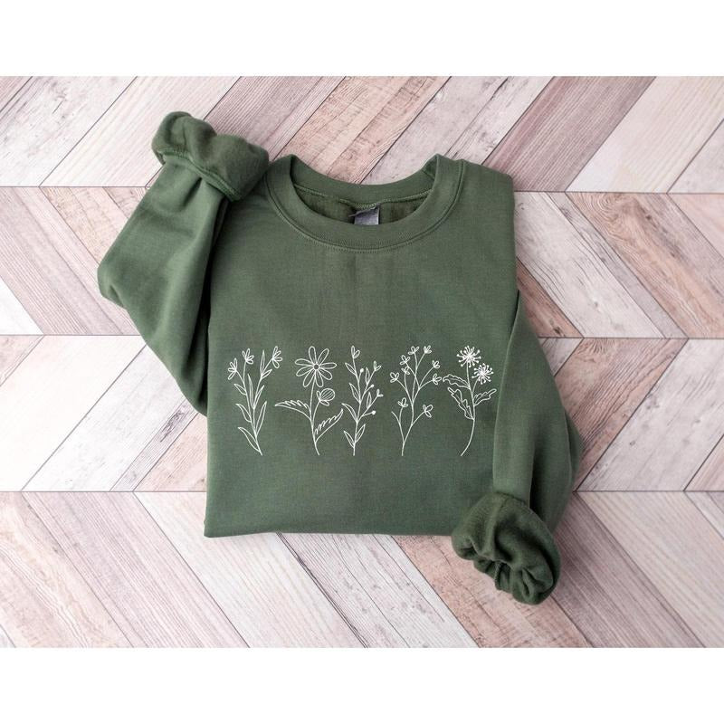 Wildflowers Sweatshirt, Flower Crewneck Sweatshirt, Floral Sweatshirt For Women, Flower Lover Sweatshirt, Flowers Hoodie, Women Gift