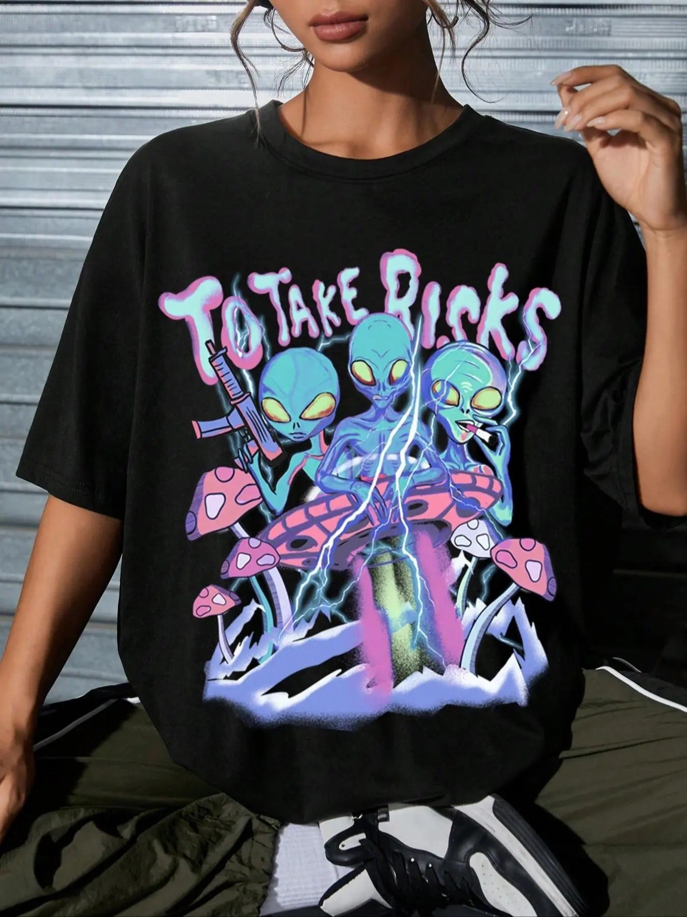 Women's Alien & Mushroom Print Drop Shoulder Tee, Fashion Casual Letter Graphic Crew Neck T-shirt for Daily Holiday Outdoor Wear, Ladies Clothes for Summer