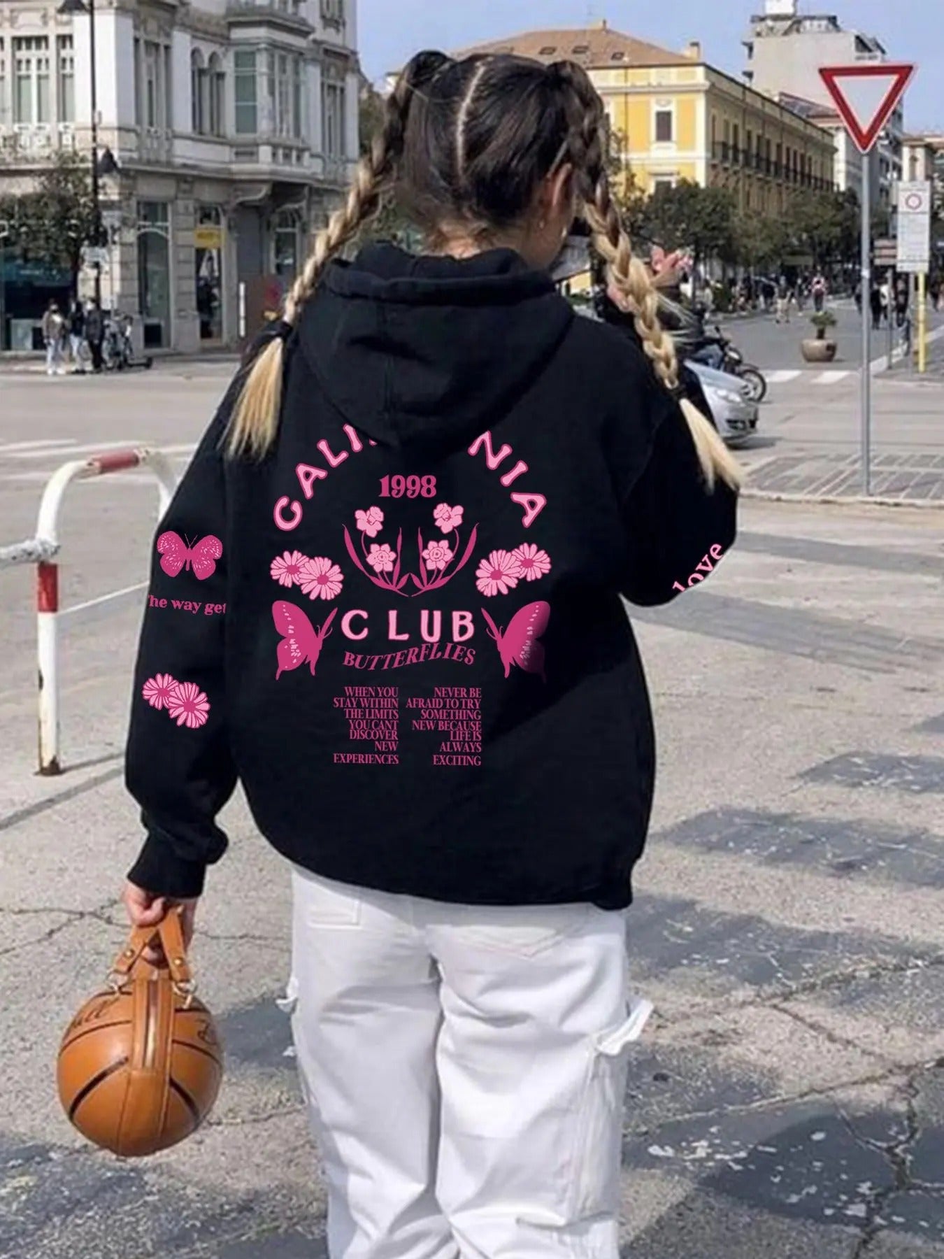 Women's Butterfly & Letter Print Drop Shoulder Hoodie, Fashion Casual Drawstring Pocket Hooded Sweatshirt for Daily Holiday Outdoor Wear, Ladies Clothes for Spring & Fallstyle{n002}2