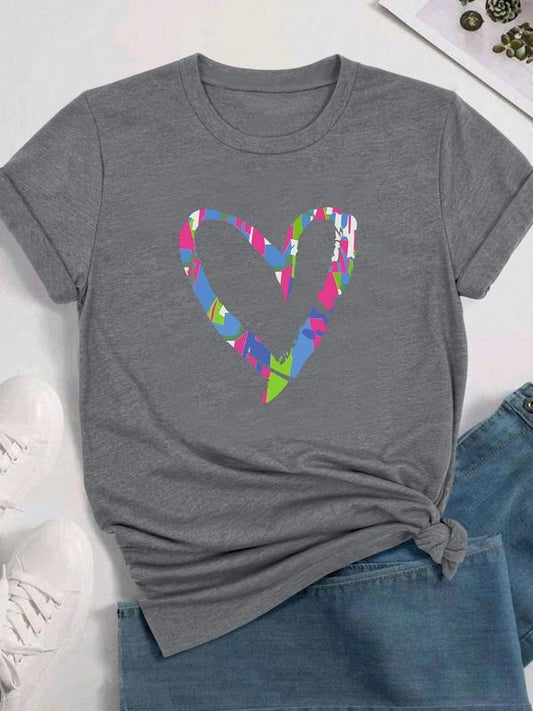Women's Heart Print Round Neck Tee, Fashion Casual Crew Neck Short Sleeve T-Shirt for Daily Holiday Vacation Outdoor Wear, Ladies Clothes for All Seasons, Top