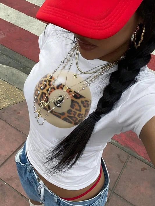 Women's Leopard & Figure Print Round Neck Crop Tee, Fashion Casual Crew Neck Short Sleeve T-shirt for Daily Holiday Vacation Outdoor Wear, Ladies Clothes for All Seasons