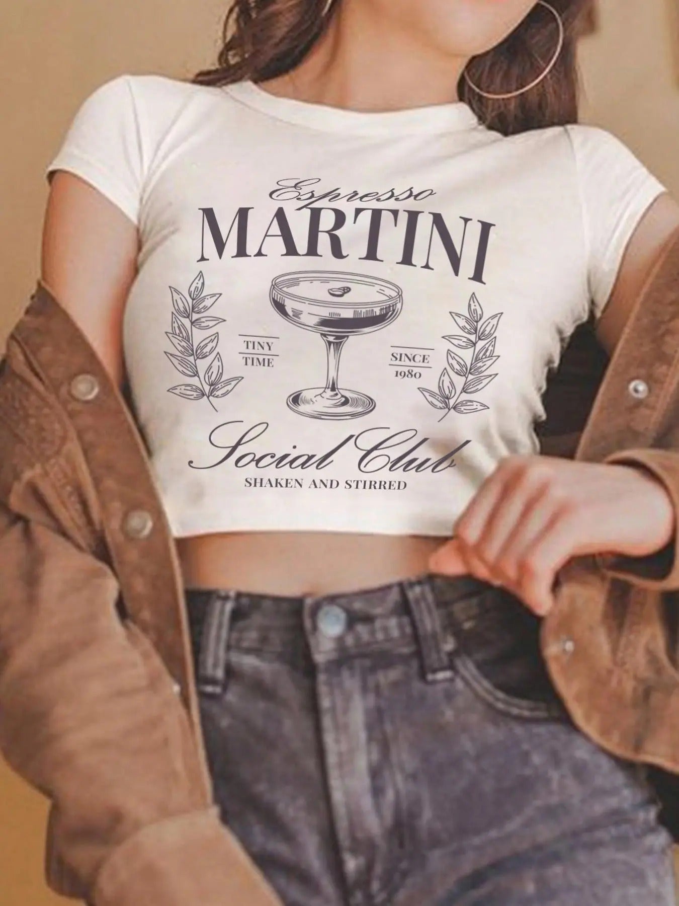 Women's Letter & Cocktail Print Round Neck Crop Tee, Casual Short Sleeve Crew Neck T-shirt for Summer, Fashion Women's...