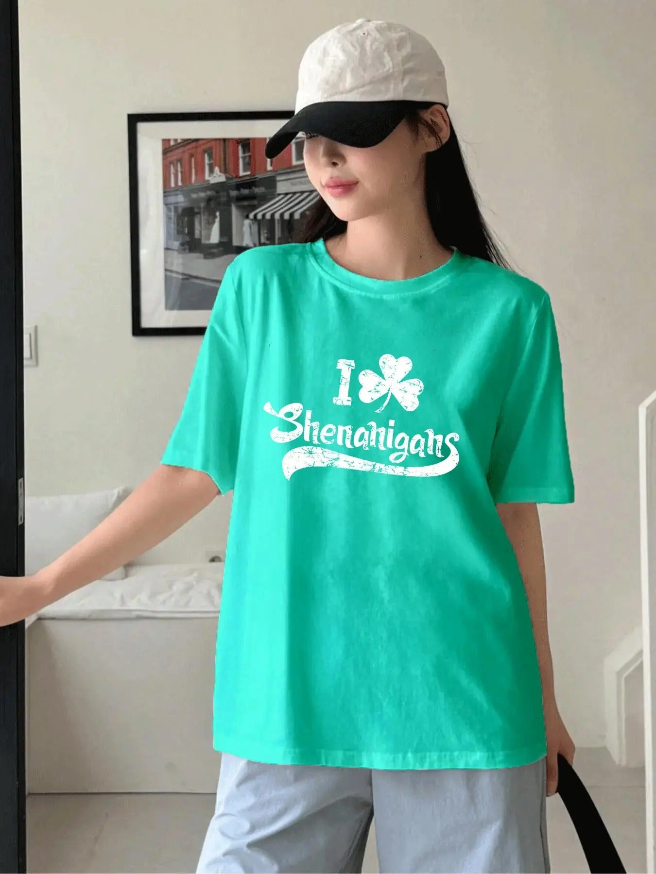 Women's Round Neck Tee, Fashion Casual Crew Neck T-Shirt for Daily Holiday Vacation Outdoor Wear, Ladies Clothes for Summer