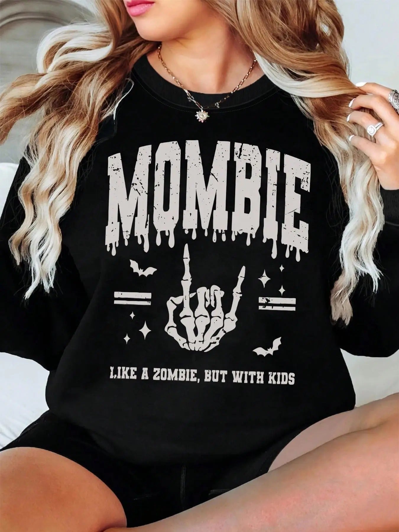 Women's Skull Print Round Neck Sweatshirt, Casual Long Sleeve Crew Neck Pullover for Daily Wear, Ladies Spring & Fall Clothes