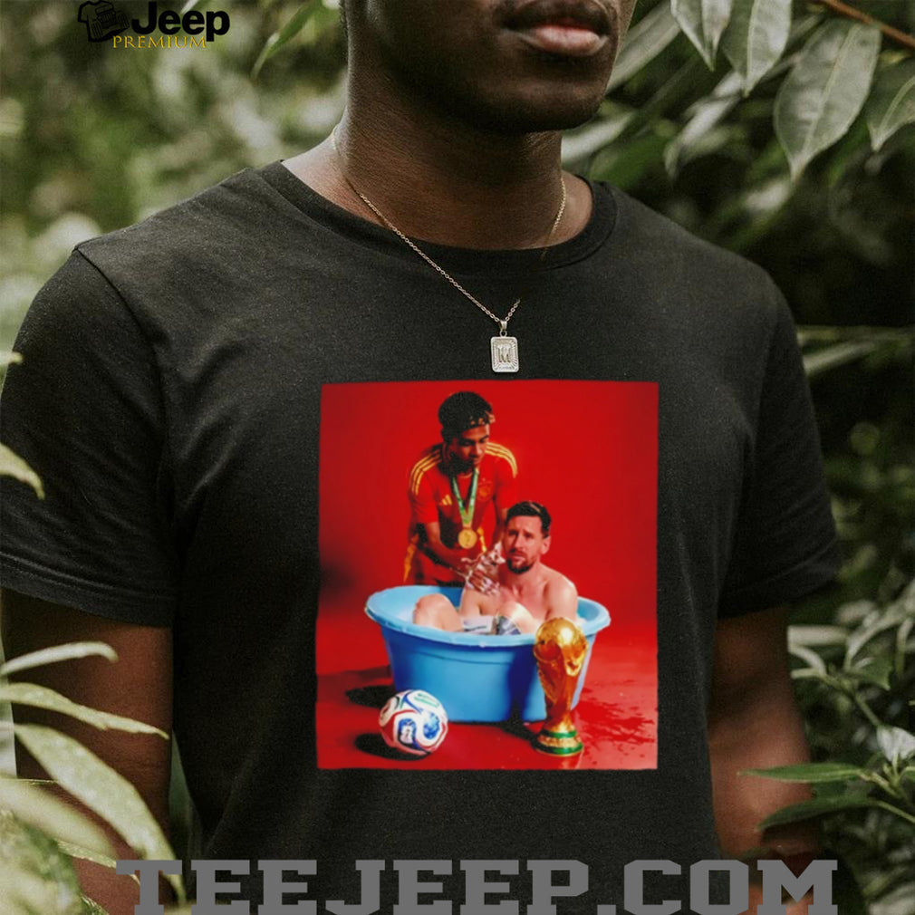 Yamal bathes Messi 2026 World Cup graphic shirt