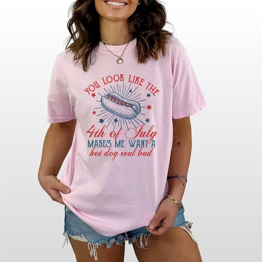 You Look Like The 4th Of July Shirt Retro, Makes Me Want A Hot Dog Real Bad Shirt, Funny 4th Of July Graphic Tee, Patriotic USA Shirt, Independence Day USA Shirt, Hotdog Lover Tee, American Women Tops, Comfort Cotton Oversized Tee, Relaxed Fit Chic Style