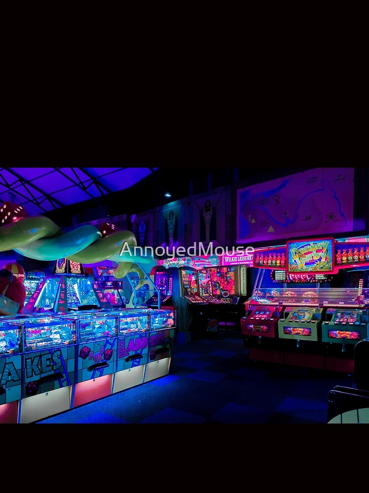 Retro Arcade by AnnoyedMouse