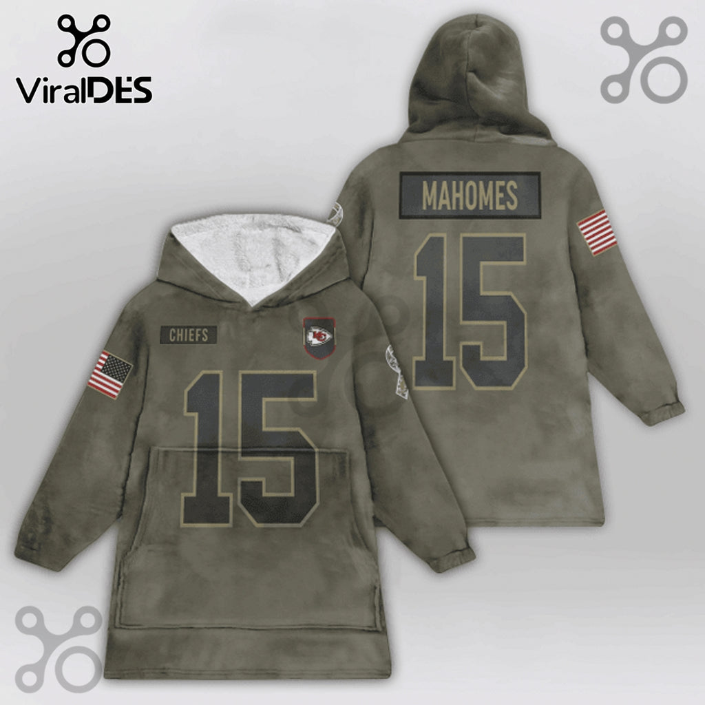 Kansas City Chiefs Patrick Mahomes 15 Oversized Wearable Blanket Hoodie