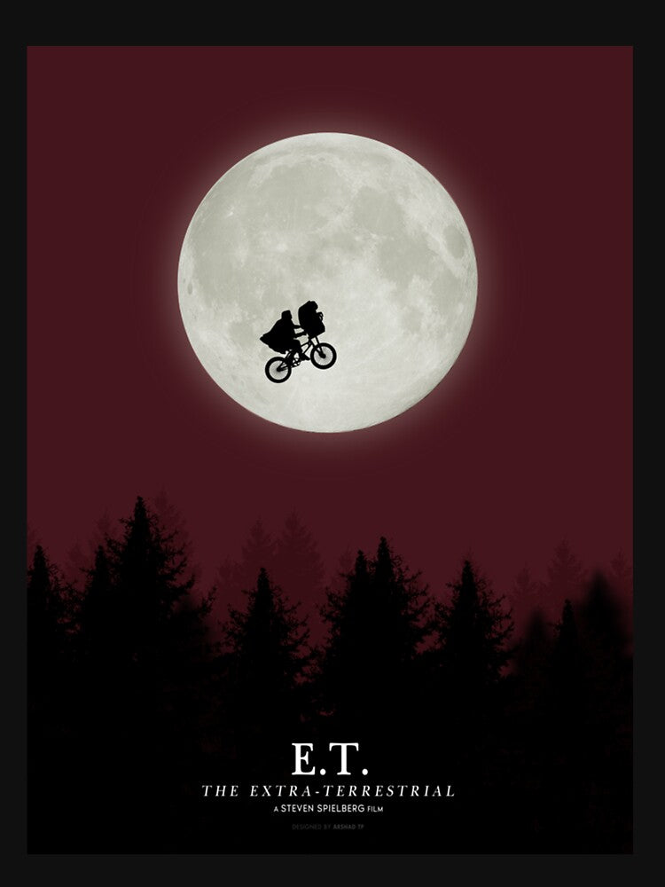 E.T. The Extra-Terrestrial minimalist poster Classic . by ezechudnbowy