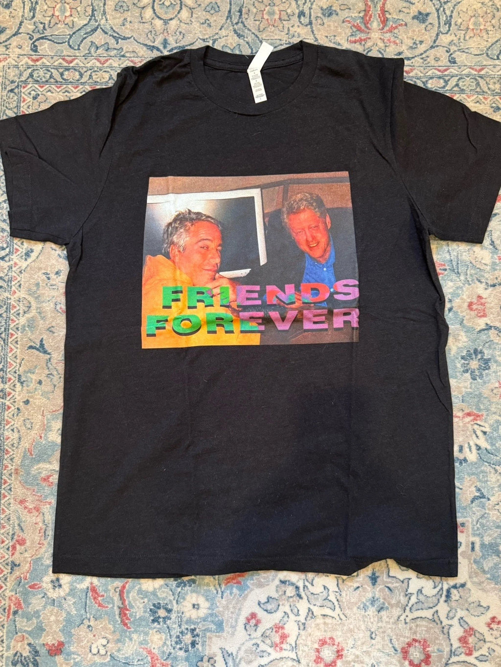 Canvas Friends Forever Graphic Print Black Men's Crew Neck T-Shirt Size L