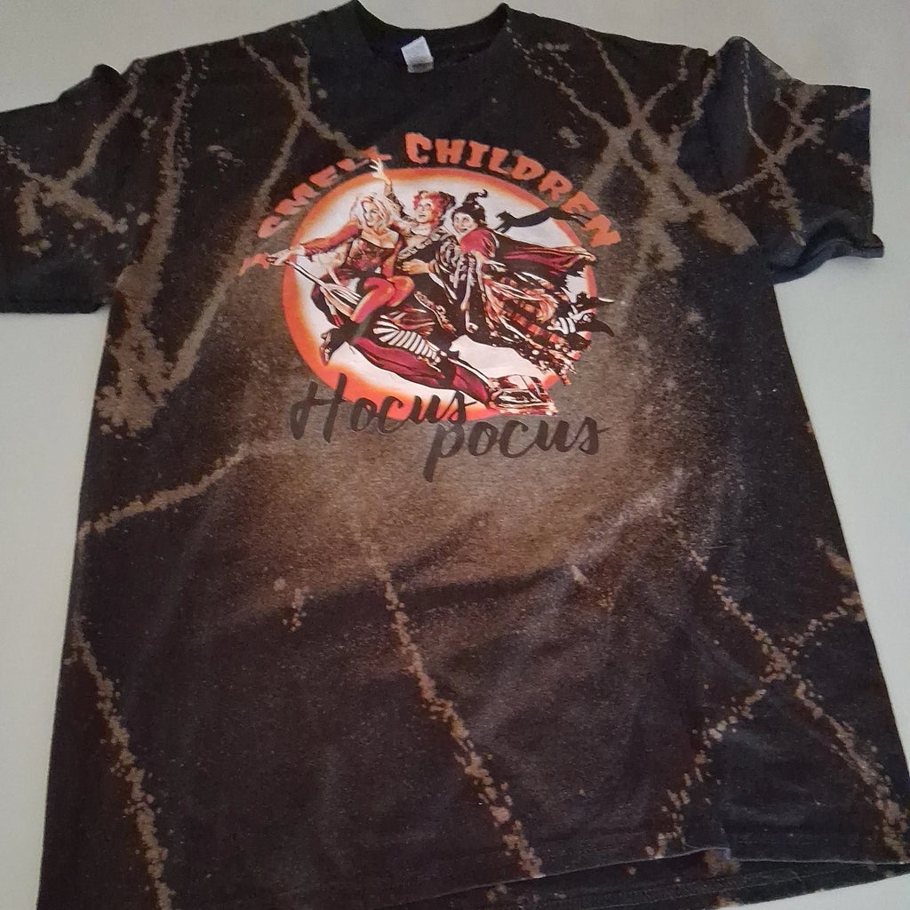 Sanderson Sisters T Shirt I Smell Children Hocus Pocus Size Medium.