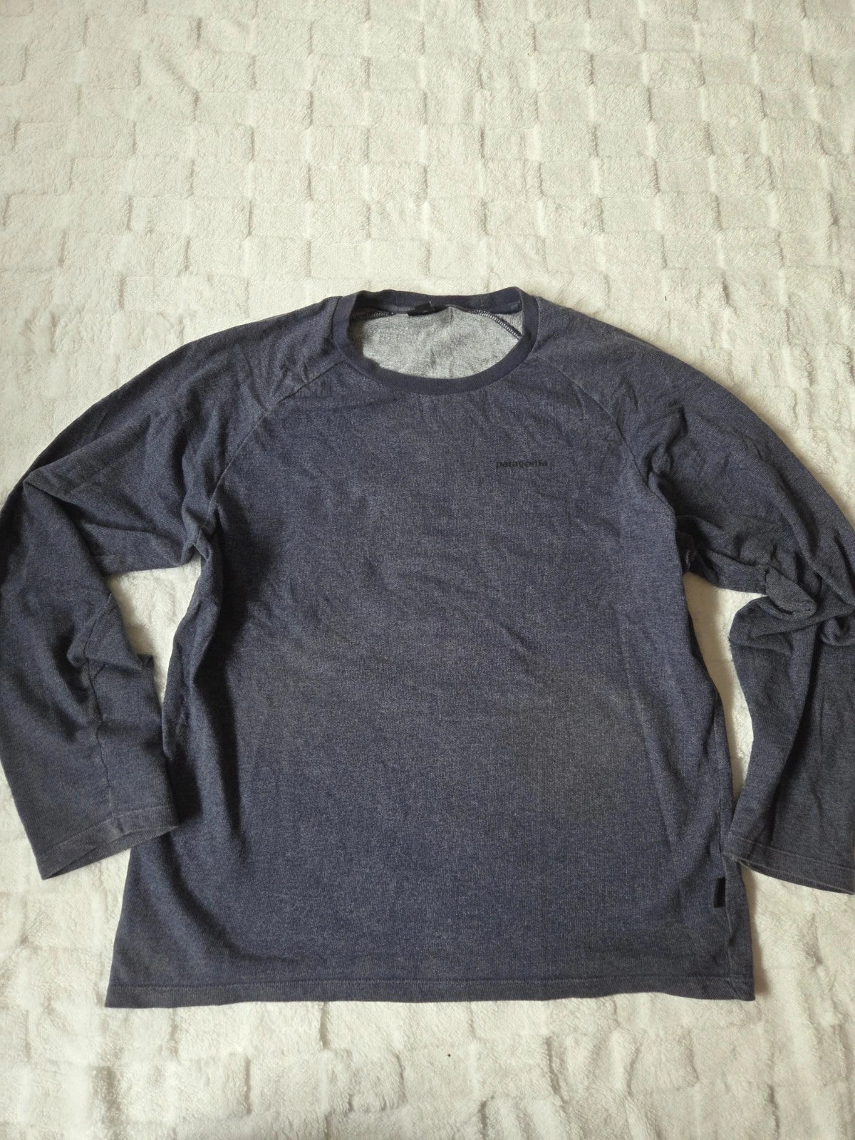 Patagonia Organic Cotton Men's Long Sleeve Crew Neck T-Shirt Dark Blue Size M