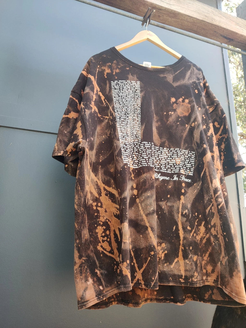 Distressed Oversize T-shirt