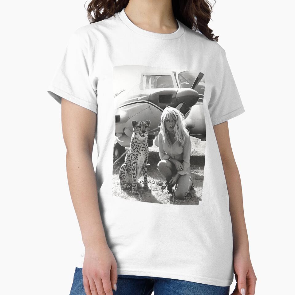 Brigette Bardot With Cheetah And Plane by mixmoly