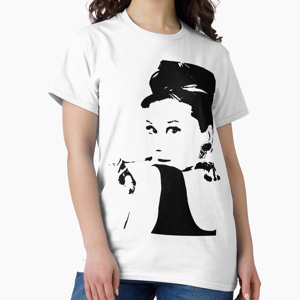 Audrey Hepburn by AriellePlnd