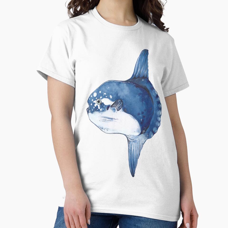 Ocean Sunfish - Mola Mola by a swarm of ants