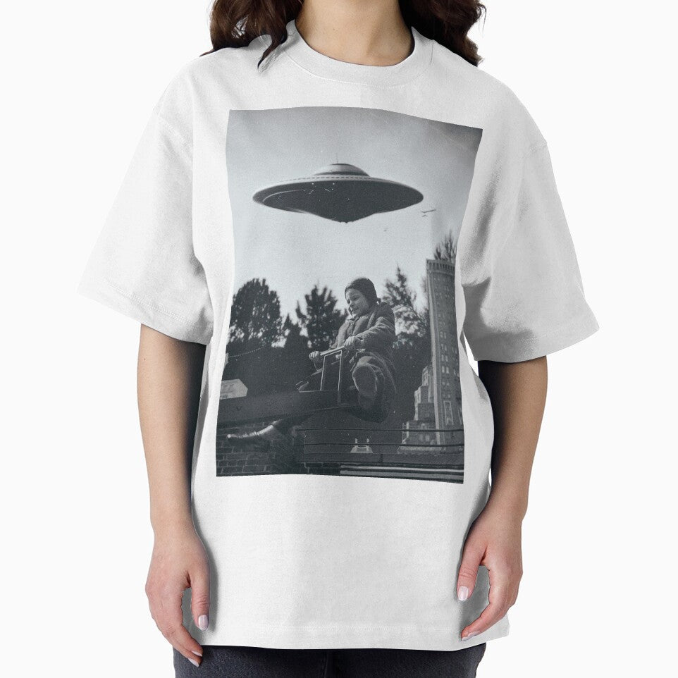 The Aliens are Coming by Dani Moffet